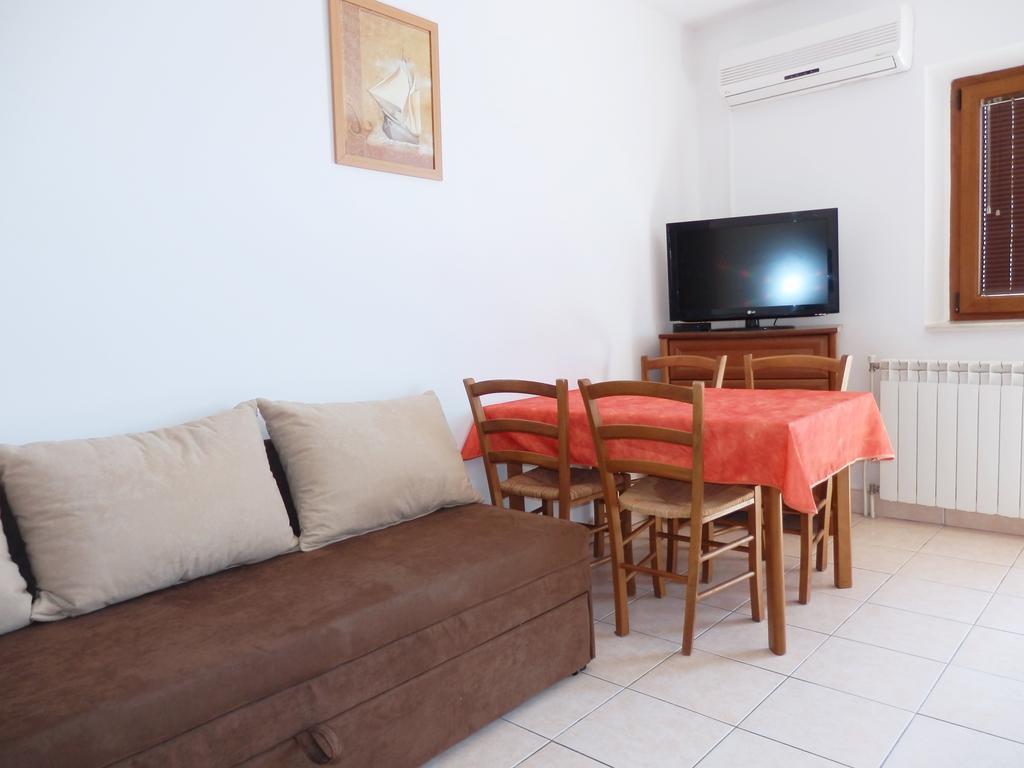 Apartments Idila Medulin Extérieur photo
