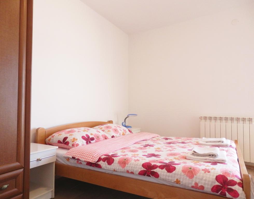 Apartments Idila Medulin Extérieur photo